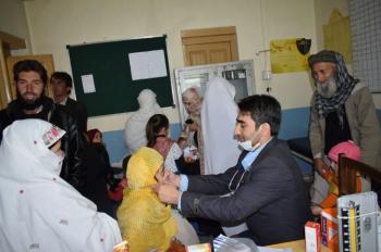 Rehman Medical College student's social welfare society conducted Free Medical Camp