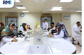 Hematology Department Conducts Morphology Mock Examination for FCPS-II Candidates